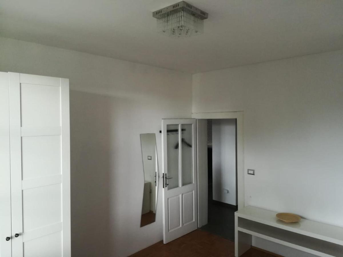 B&B Stadio Apartment Pordenone Buitenkant foto