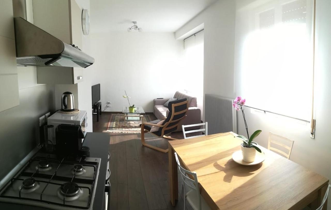 B&B Stadio Apartment Pordenone Buitenkant foto